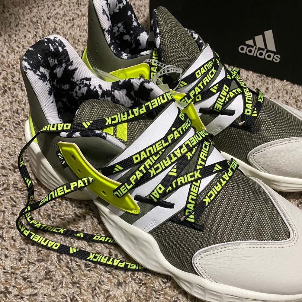 Harden Vol. 4 /Daniel Patrick (Legacy Green)